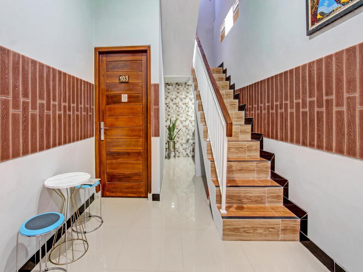 Oyo 91686 Triple S Hotel Malioboro يوغياكارتا المظهر الخارجي الصورة