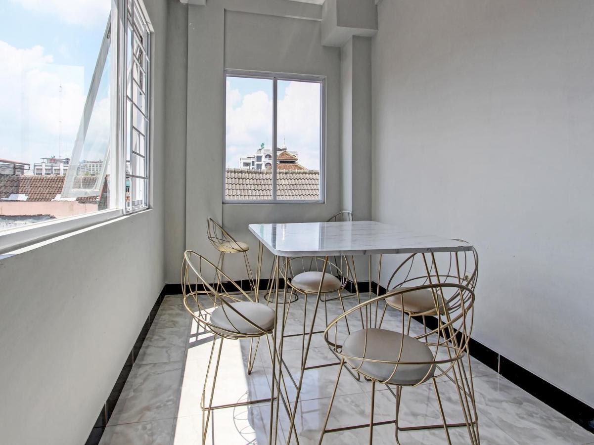 Oyo 91686 Triple S Hotel Malioboro يوغياكارتا المظهر الخارجي الصورة
