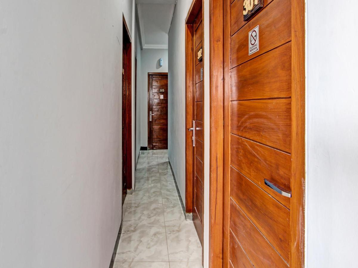 Oyo 91686 Triple S Hotel Malioboro يوغياكارتا المظهر الخارجي الصورة
